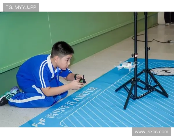 中网机器人巡游精彩纷呈 科技市集助力赛事创新发展