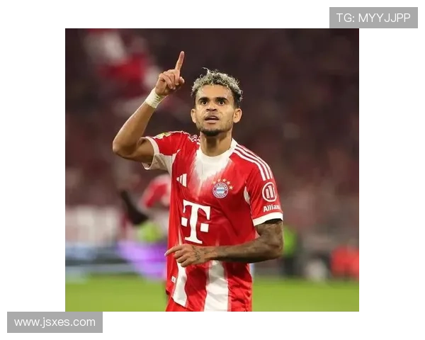 迪亚斯梅开二度直红染红 十人拜仁2-1逆袭巴黎稳居小组榜首