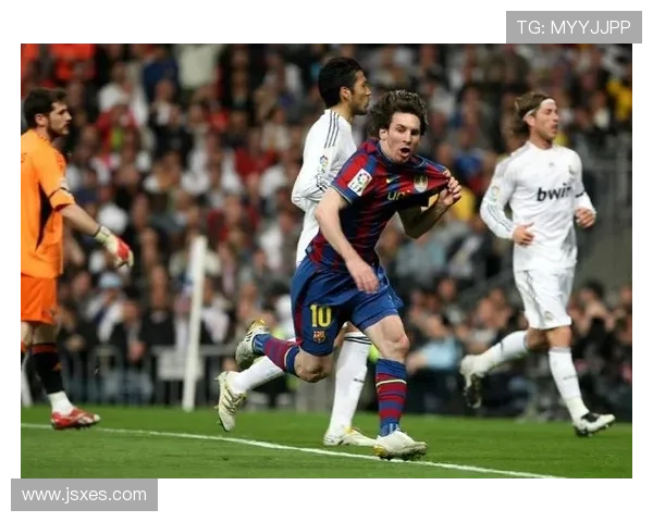 西甲焦点战：皇马在国家德比中力克巴萨展现王者风范